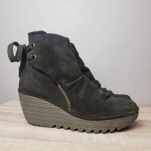Fly London Yama Bootie size 40 / 9 US